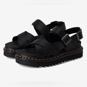 BNWB Dr. Martens Voss II Black Platform Women’s Sandel Size 10